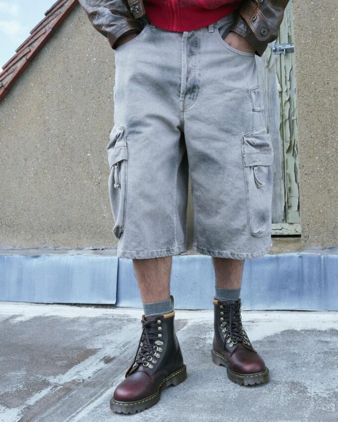 1460 Collar Made in England Phoenix Leather Lace Up Boots