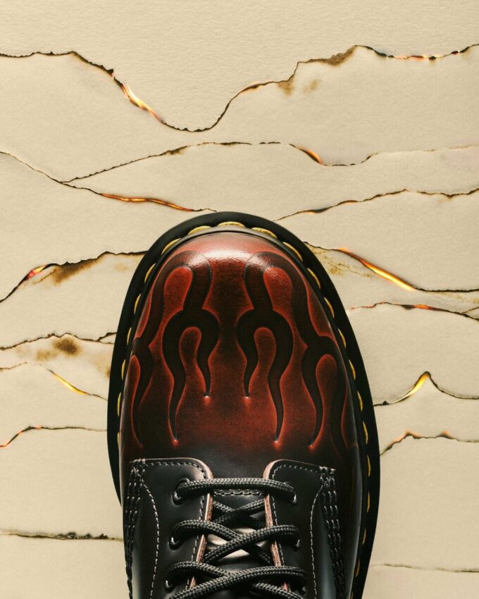1460 Inferno Arcadia Rub Off Leather Boots