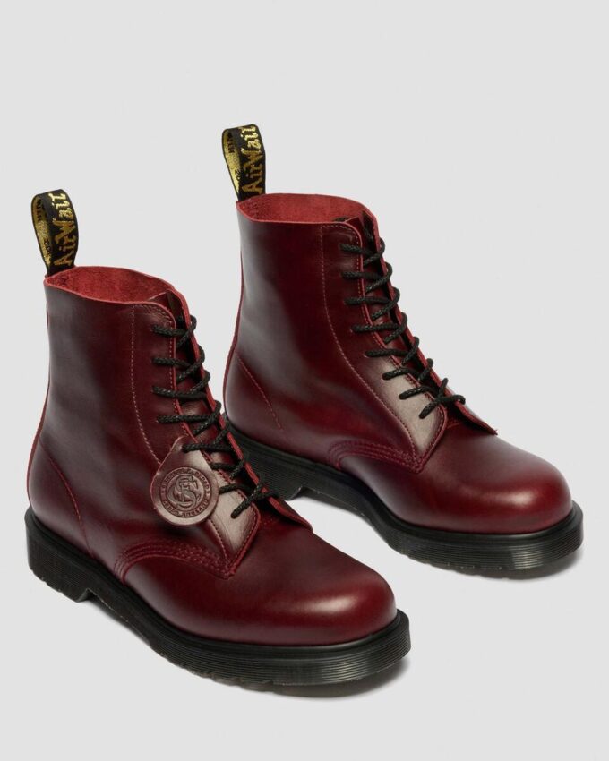 1460 Made In England Classic Calf Leather Boots