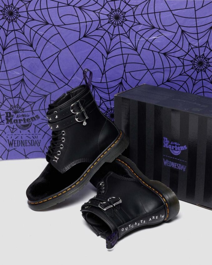 1460 Wednesday Velvet Boots
