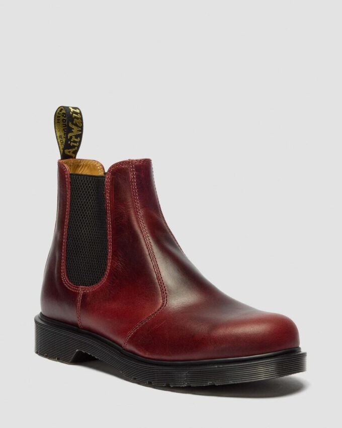 2976 Made In England Classic Calf Leather Chelsea Boots 2976 Made In England Classic Calf Leather Chelsea Boots