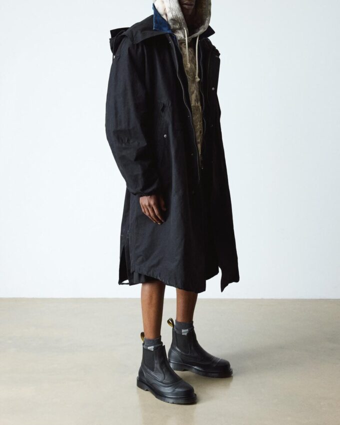 2976 SUB Water-Resistant Leather Chelsea Boots