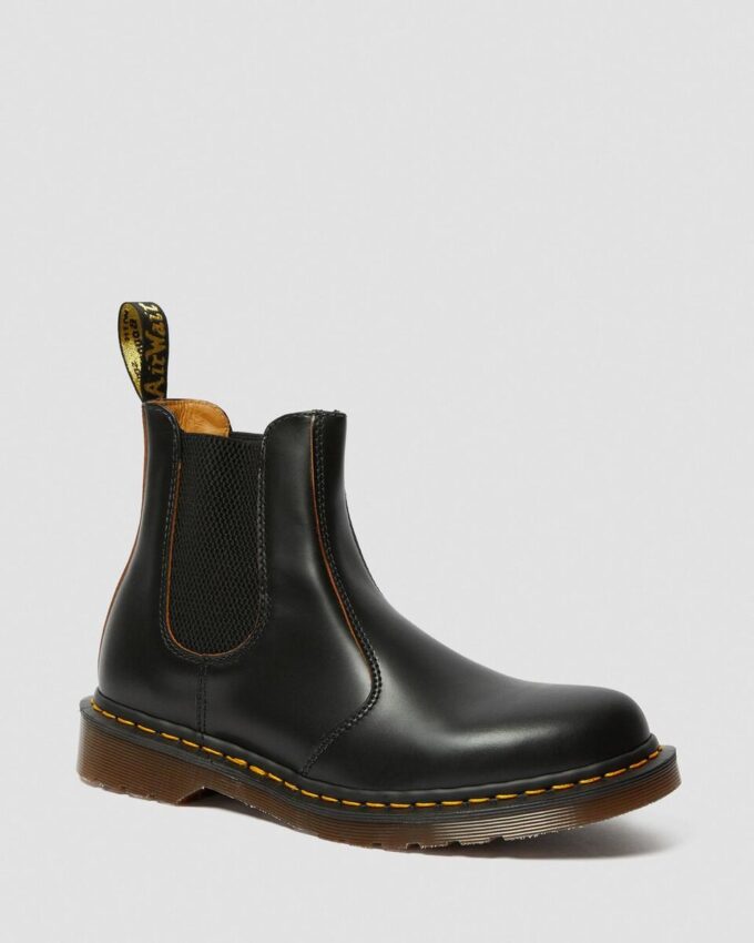 2976 Vintage Made In England Leather Chelsea Boots