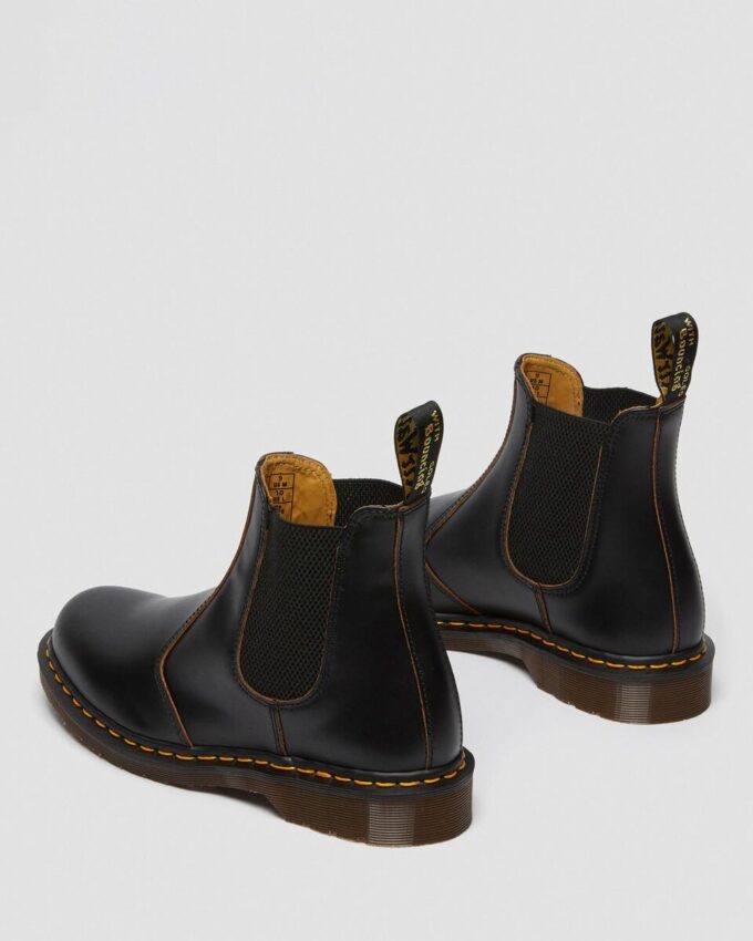 2976 Vintage Made In England Leather Chelsea Boots