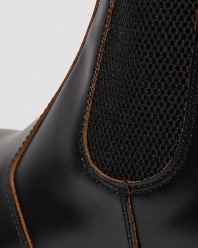 2976 Vintage Made In England Leather Chelsea Boots
