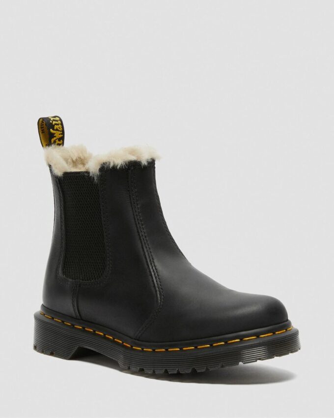 2976 Women's Women's Faux Fur Lined Chelsea Boots