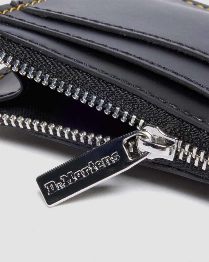 CARD HOLDER Kiev Leather Cardholder Keyring