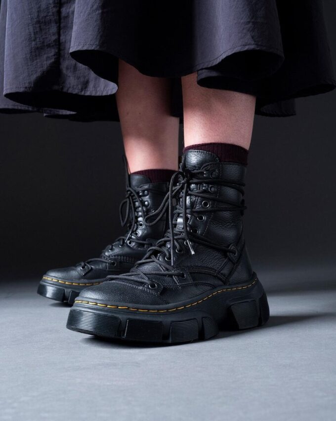 DMXL 8-Eye Leather Boots