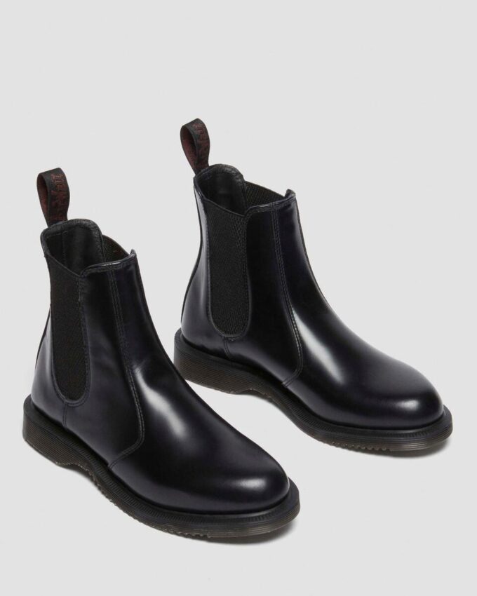FLORA Smooth Leather Chelsea Boots