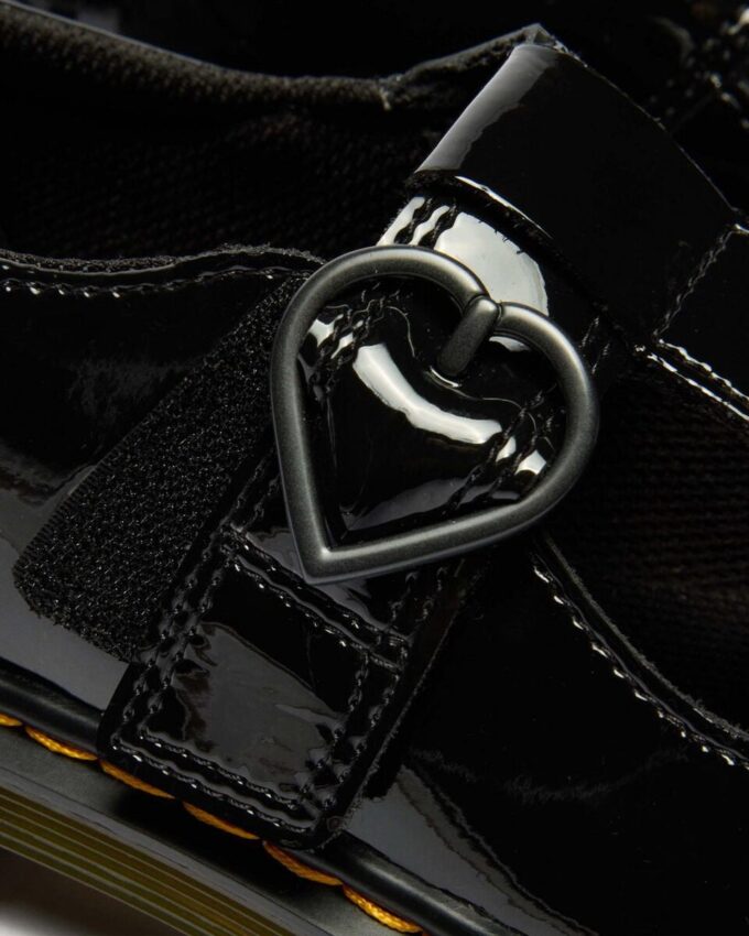 YOUTH POLLEY II Heart Patent Leather Shoes